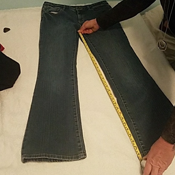 3/$20 Michael Kors - Size 6 Women's Jeans - Picture 8 of 8